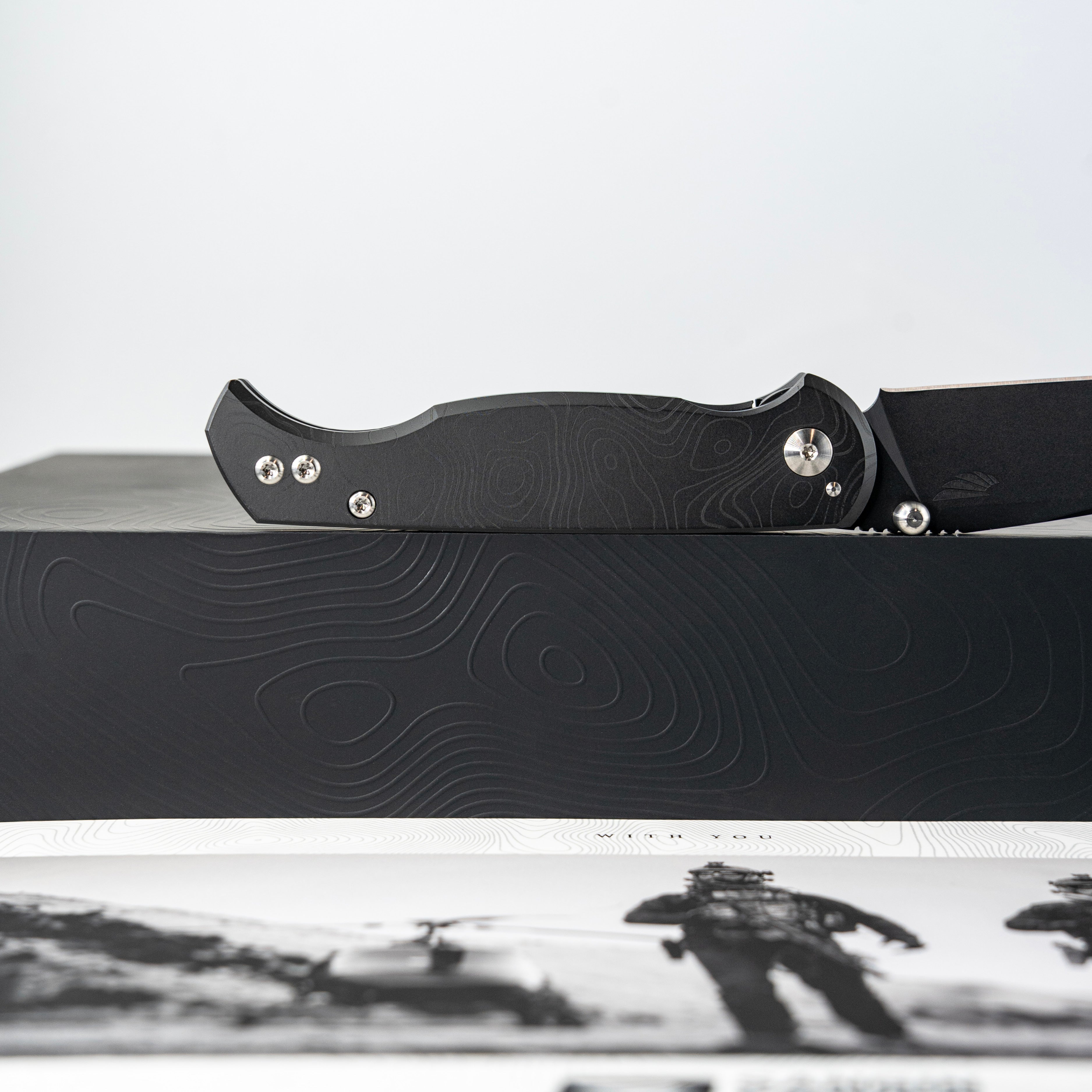 Admiral 2 Black Topo
