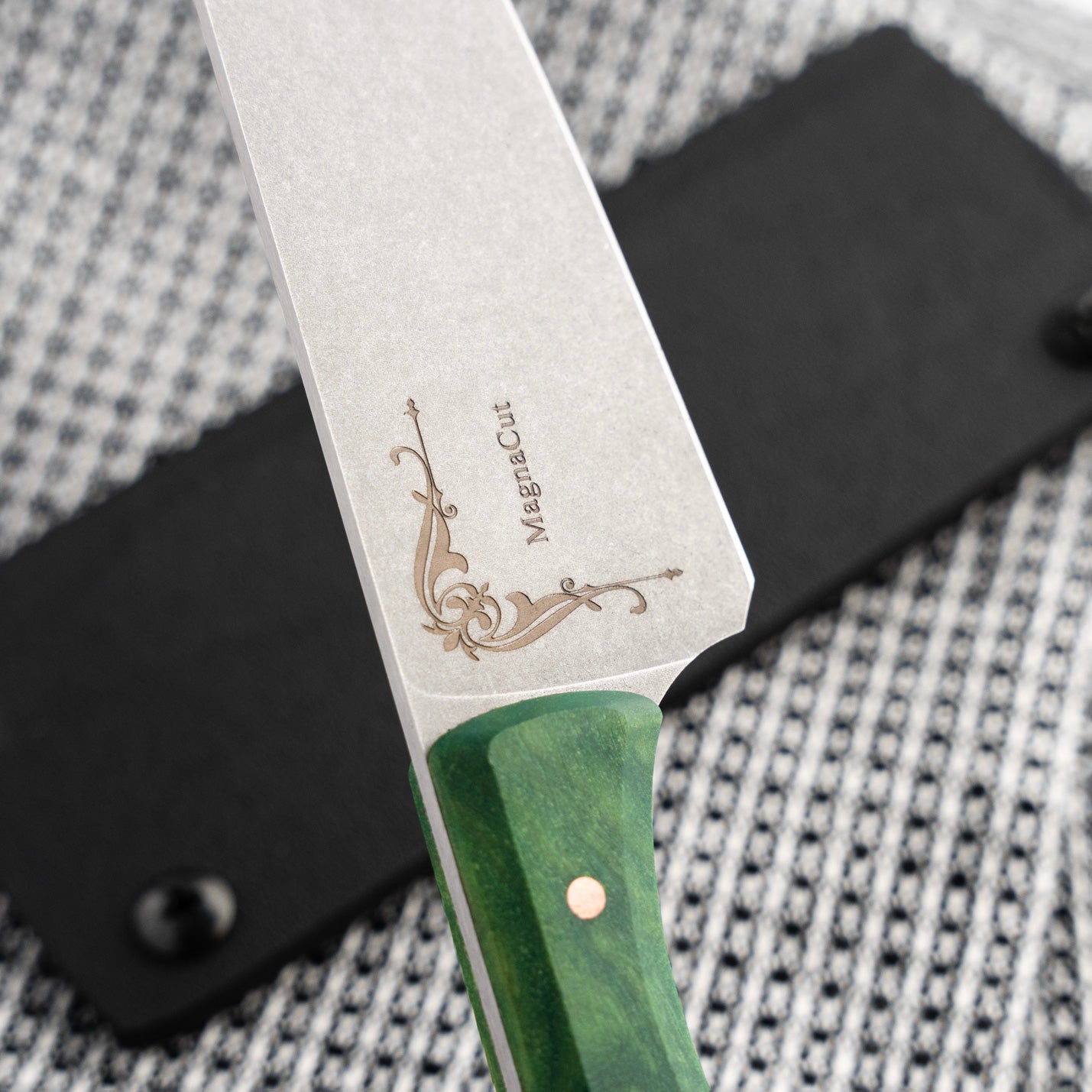 Custom Petty Knife Jade Maple